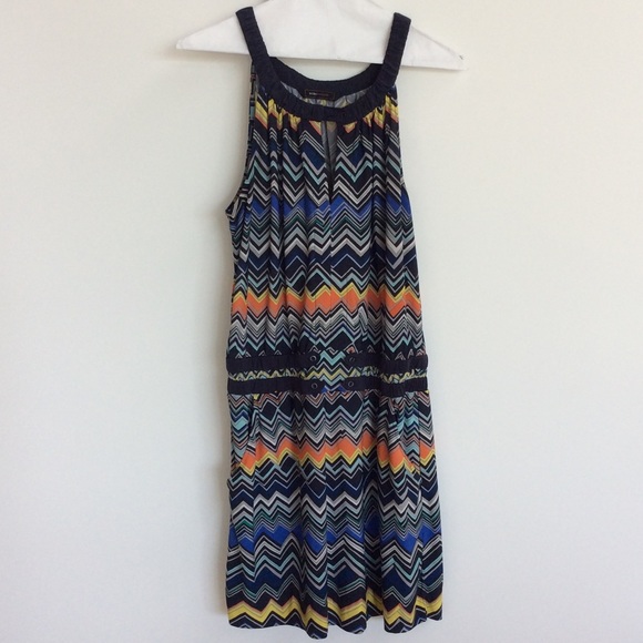 BCBG MAXAZRIA tight hip dress - Picture 1 of 7